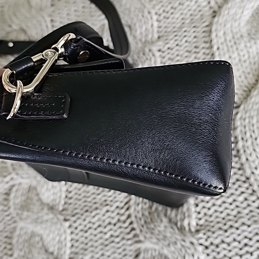 Chloe Faye Day Mini Black Leather Crossbody Bag - Picture 5 of 15